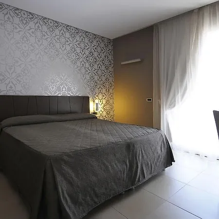 Rolling Hotel Casoria