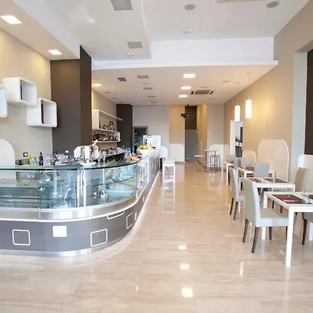 Rolling Hotel Casoria