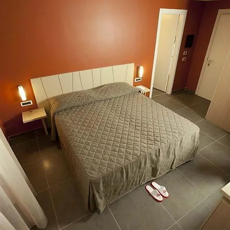 Rolling Hotel Casoria